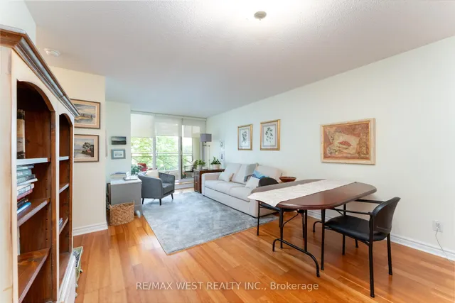 Additional image 13 of 5229 Dundas St Unit 201