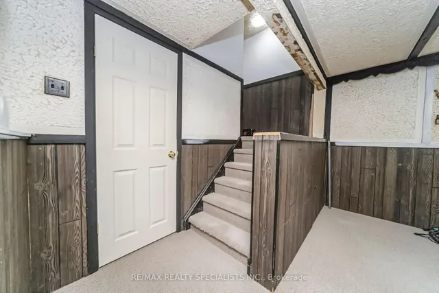 Additional image 42 of 30 Hardcastle Crt