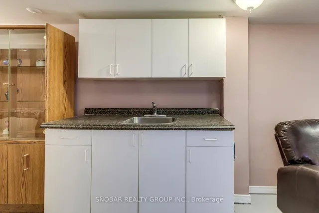 Additional image 39 of 593 Royal York Rd