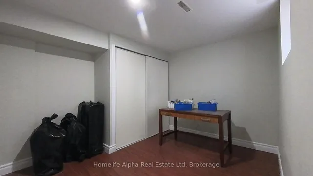 Additional image 21 of 3 Floribunda Cres