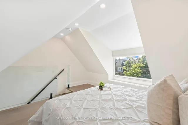 Additional image 28 of 20 Strathmore Blvd