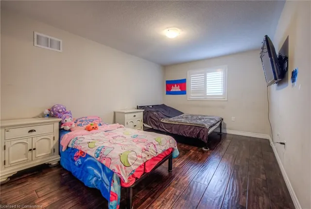 Additional image 30 of 83 Boulder Cres