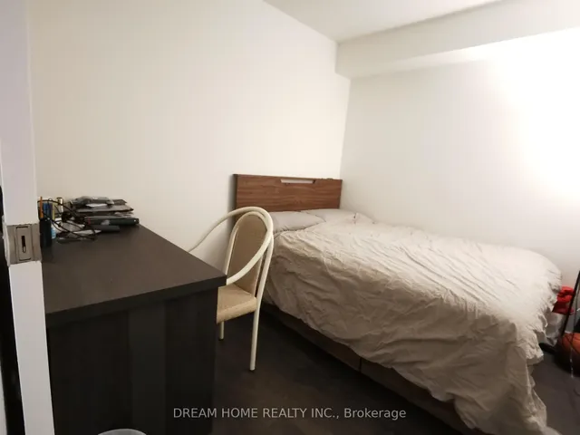 Additional image 24 of 27 Bathurst St Unit 617