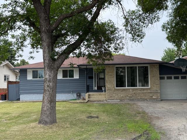 252 Rochester Avenue|Winnipeg, Manitoba R3T3W2