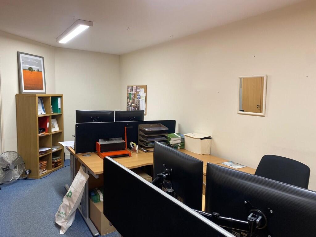 Additional image 3 of First Floor Alban Row, 27-31 Verulam Road, St. Albans, Hertfordshire, AL3