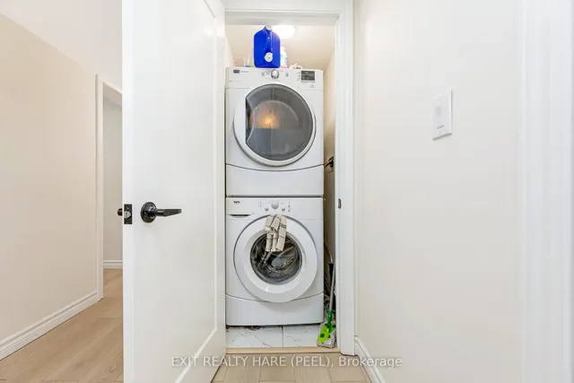 Additional image 16 of 4 Moore Cres