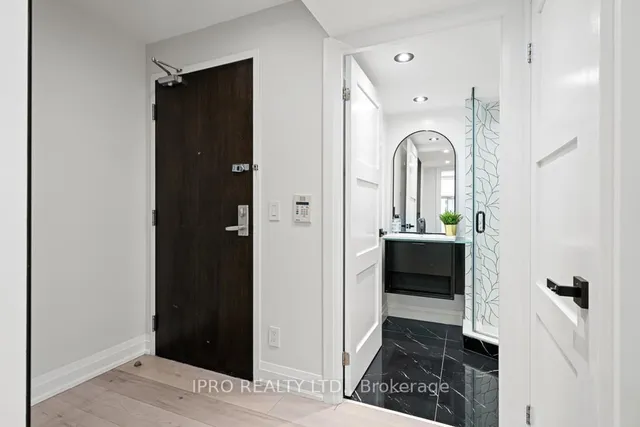 Additional image 8 of 19 Grand Trunk Cres Unit 506