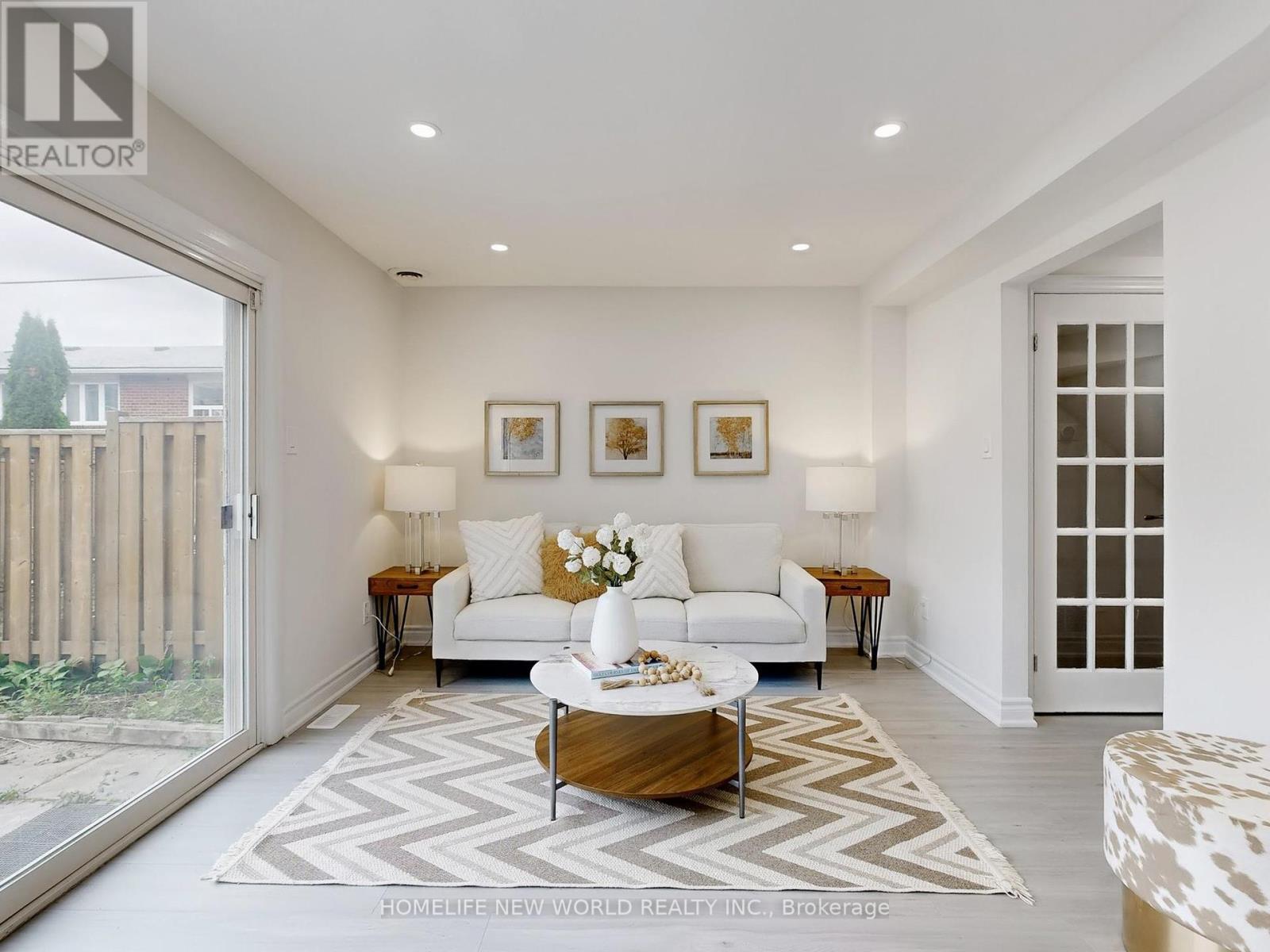 54 - 71 CASS AVENUE|Toronto (Tam O'Shanter-Sullivan), Ontario M1T3P8