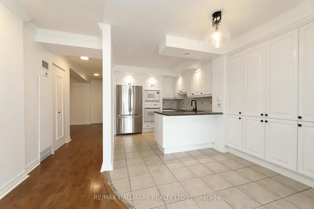 Additional image 23 of 2727 Yonge St Unit 609