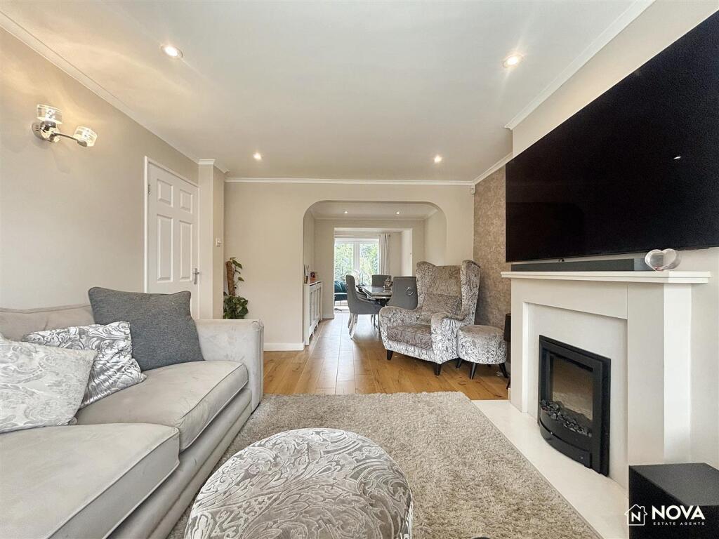 Additional image 4 of Wroxham Way, Harpenden