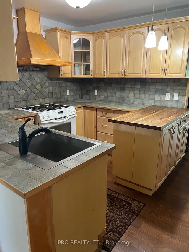 Additional image 4 of 21 Woodbury Rd