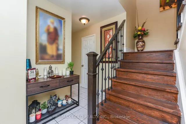 Additional image 15 of 3507 Laddie Cres