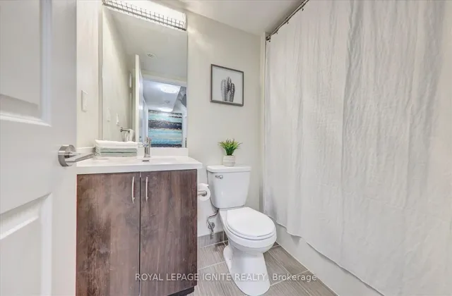 Additional image 23 of 90 Orchid Place Dr Unit 310