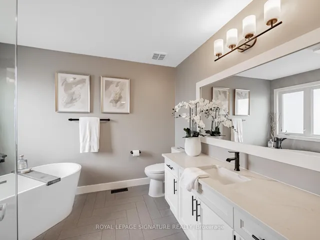 Additional image 19 of 439 Zuest Cres