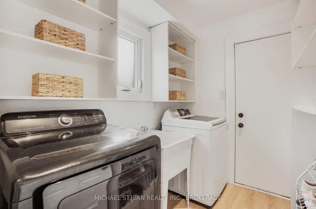 Additional image 9 of 14 Pompano Crt