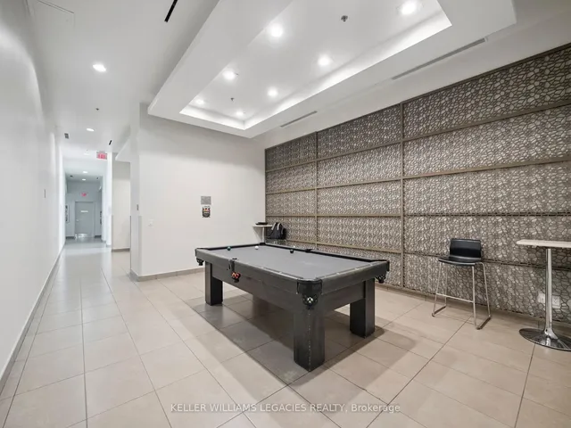 房产图片 20 - 29 Singer Crt 单元 2703