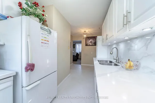 Additional image 17 of 30 Hardcastle Crt