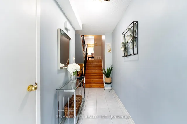 Additional image 5 of 15 Guildwood Pkwy Unit 30