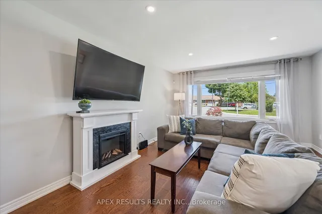 Additional image 21 of 12 Anson Ave