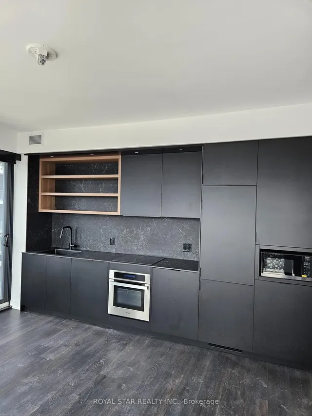 Additional image 13 of 55 Charles St Unit 2706