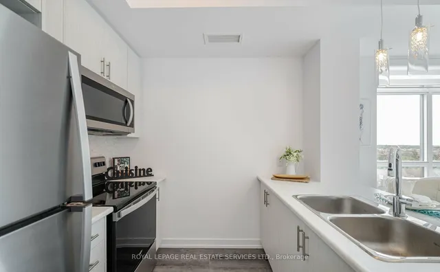 Additional image 7 of 470 Dundas St Unit 613