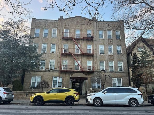 8794 15th Ave, Brooklyn, NY 11228