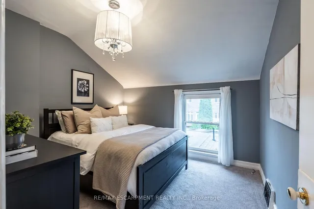 Additional image 11 of 43 OXFORD St