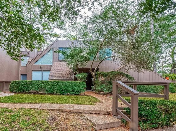336 Litchfield Ln, Houston, TX 77024