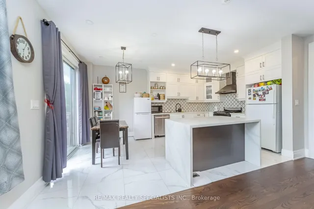 Additional image 10 of 111 Iceland Poppy Tr