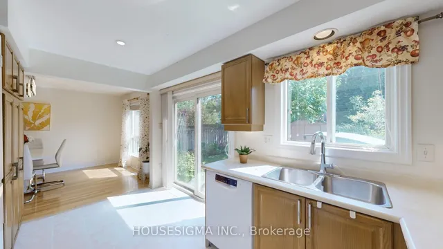 Additional image 12 of 1630 Samuelson Circ