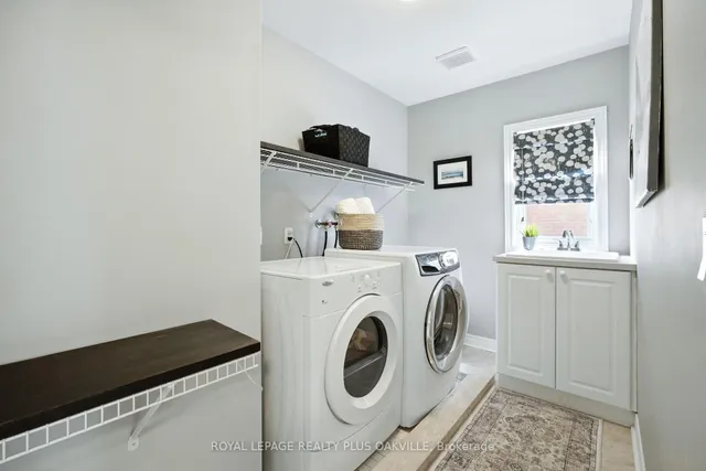 Additional image 29 of 232 Lexington Rd