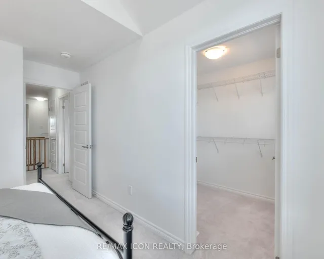 Additional image 25 of 22 Saxony St