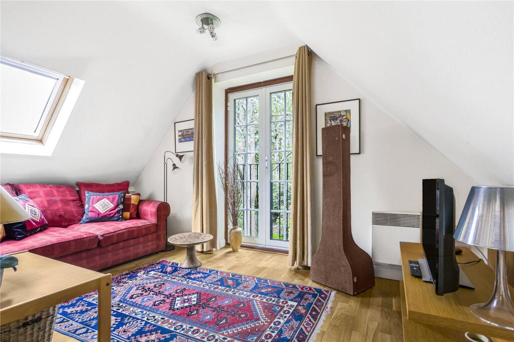 Additional image 36 of Kentish Lane, Brookmans Park, Hertfordshire, AL9