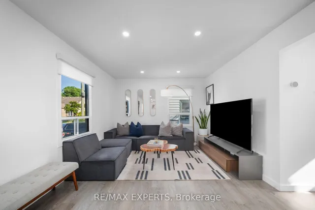 Additional image 4 of 6 Mccallum Crt