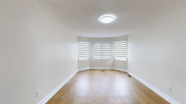 Additional image 16 of 18 Littleborough Crt