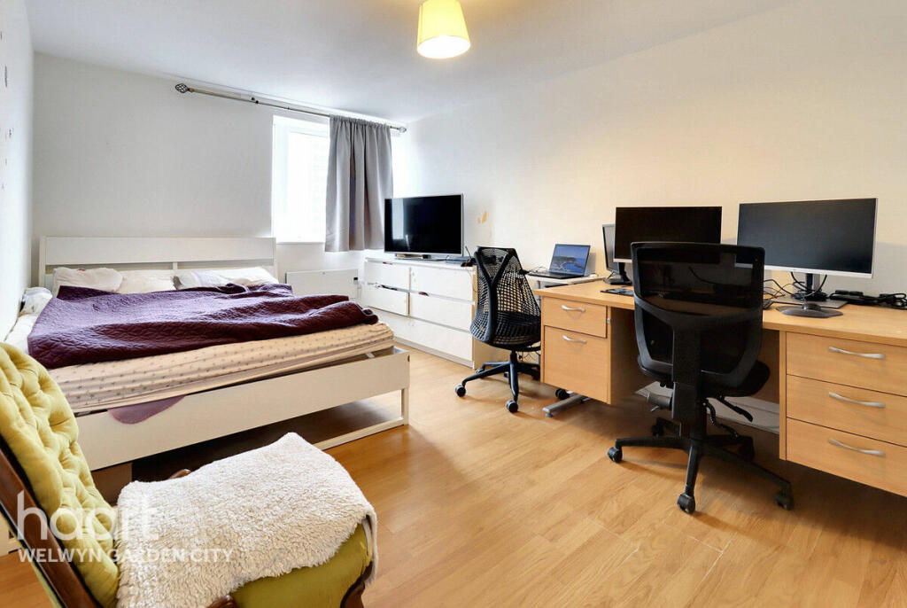 Additional image 9 of Town Centre, Hatfield