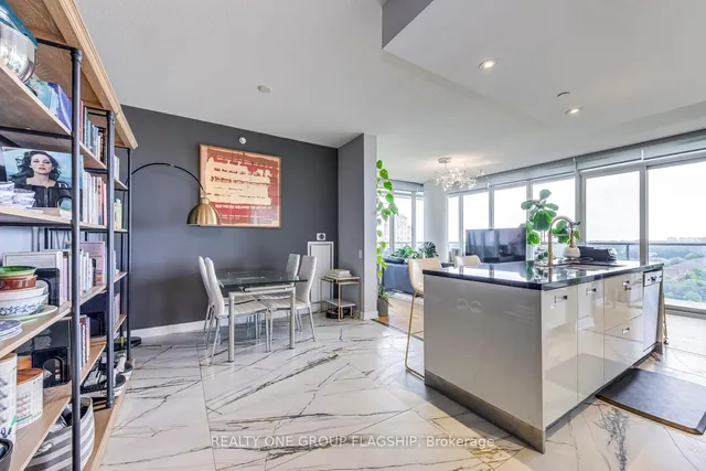 Additional image 10 of 88 Park Lawn Rd Unit 1105