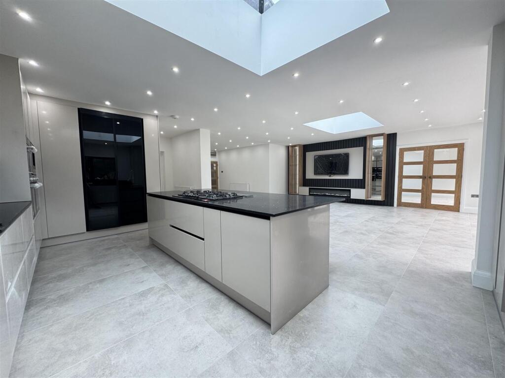 Additional image 54 of Englestede Close, Handsworth Wood. Birmingham