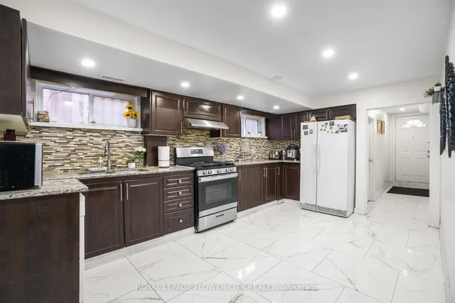 房产图片 25 - 167 SHOREHAM Dr