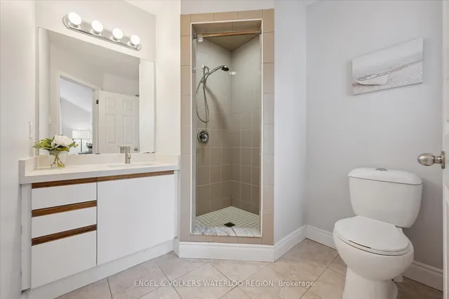 Additional image 22 of 63 Gregg Crt