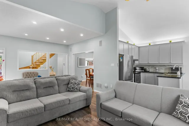 Additional image 17 of 17 Bushberry Rd