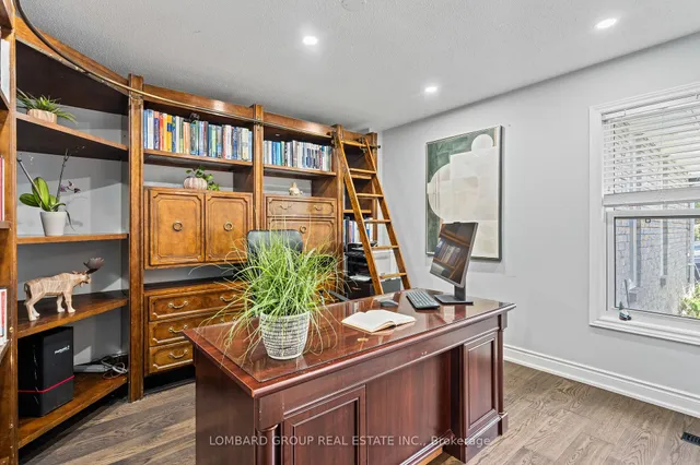 Additional image 6 of 10 Whitmore Crt