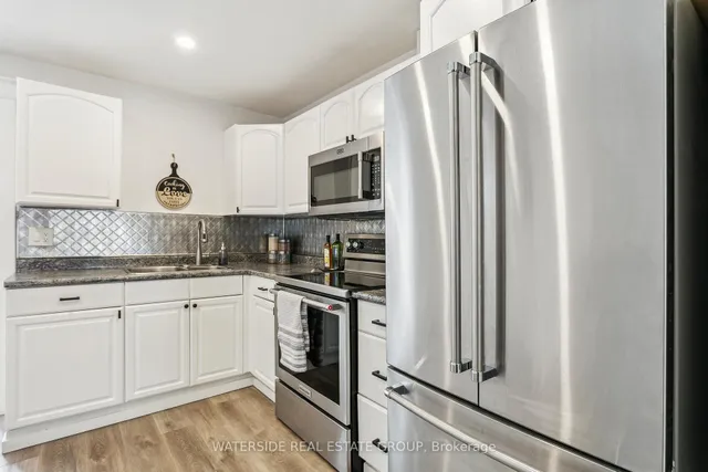 Additional image 17 of 276 Normanhurst Ave