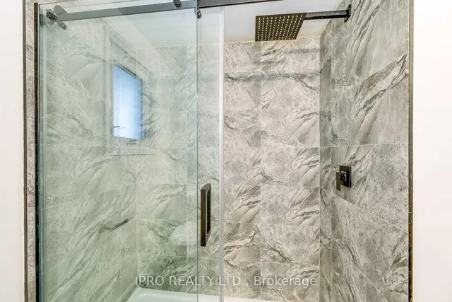 Additional image 24 of 36 Bing Cres