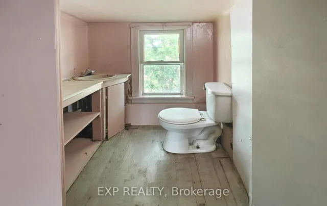 Additional image 13 of 719 Barton St