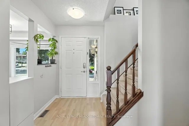 Additional image 7 of 3 Lyton Cres