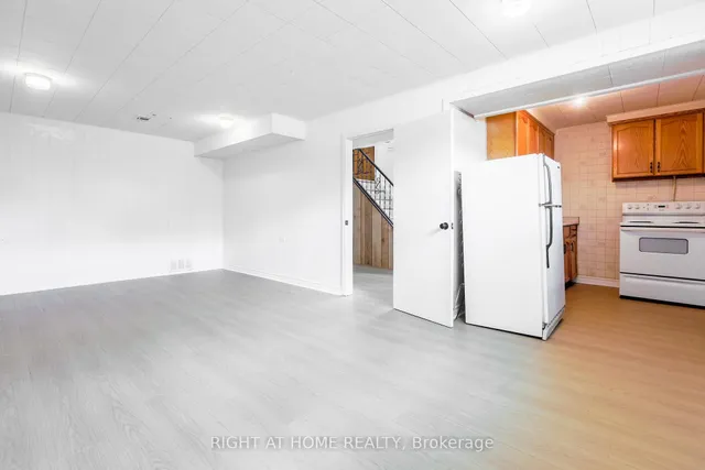 Additional image 27 of 42 Chalkfarm Dr