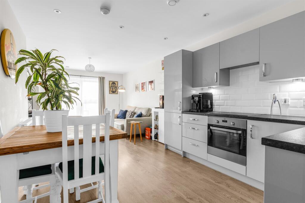 Additional image 13 of Duchess  Court, Welwyn  Garden City
