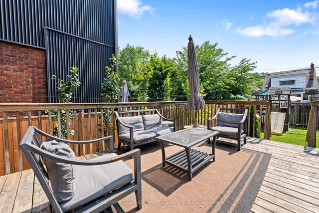 Additional image 30 of 209 Rothsay Ave