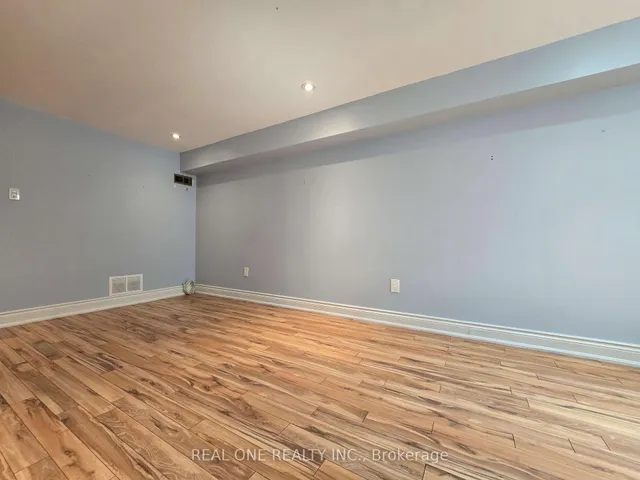 Additional image 27 of 37 Bessarion Rd